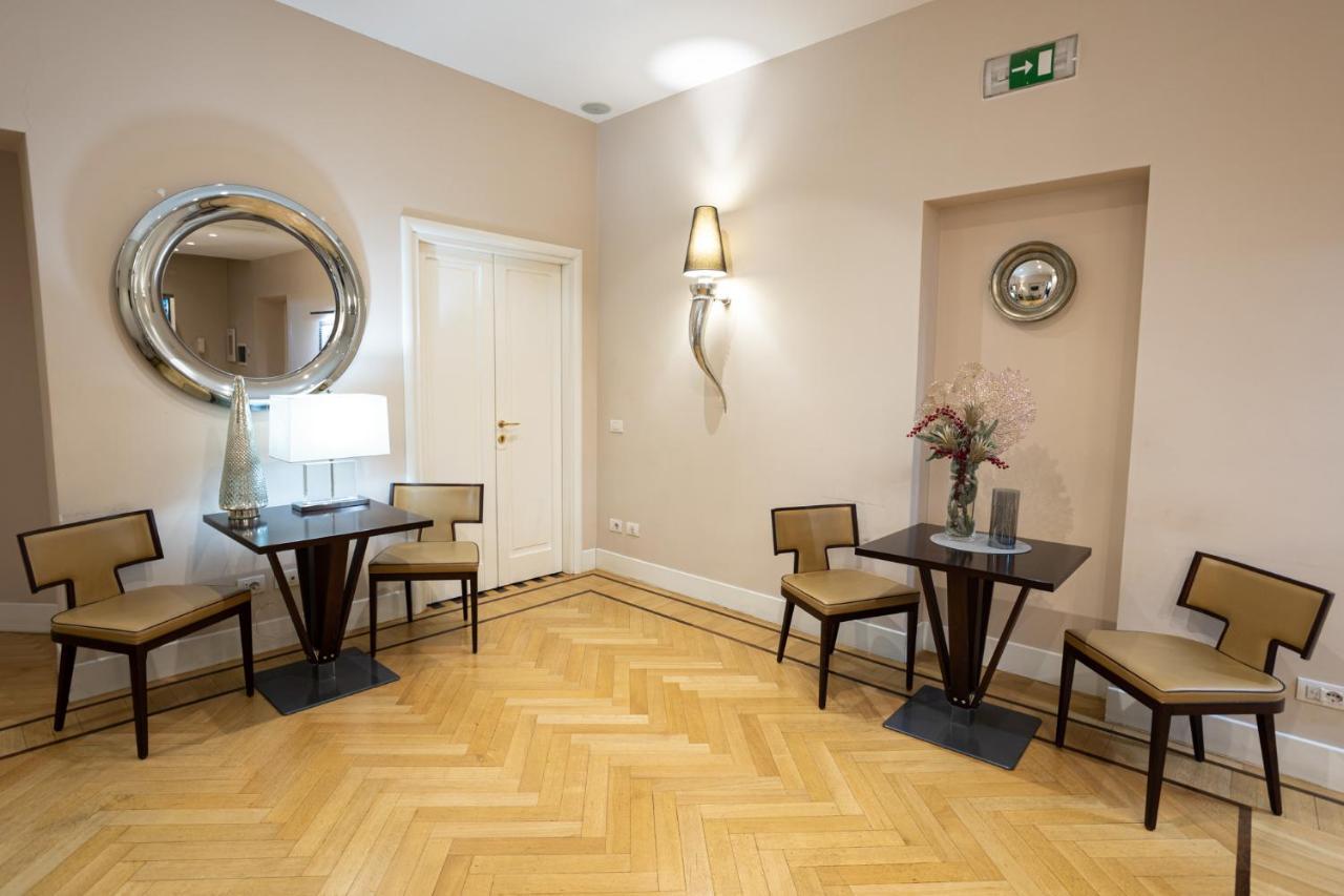 Cardilli Luxury Rooms Roma Exterior foto