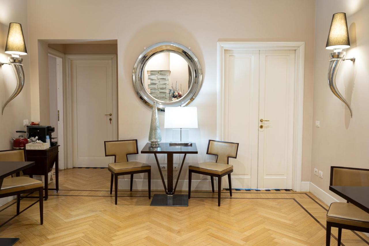 Cardilli Luxury Rooms Roma Exterior foto